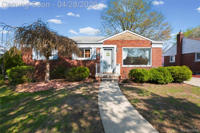 2669 Longmeadow Drive, Trenton, MI 48183