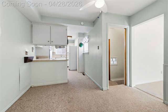 2669 Longmeadow Drive, Trenton, MI 48183