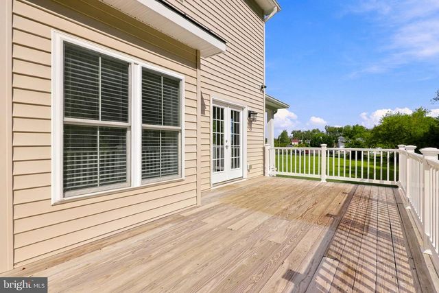 7135 LEEDS MANOR RD, Marshall, VA 20115