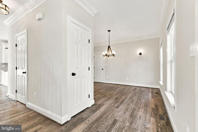 7135 LEEDS MANOR RD, Marshall, VA 20115