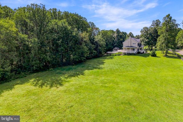 7135 LEEDS MANOR RD, Marshall, VA 20115