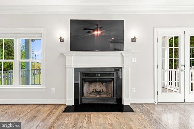 7135 LEEDS MANOR RD, Marshall, VA 20115