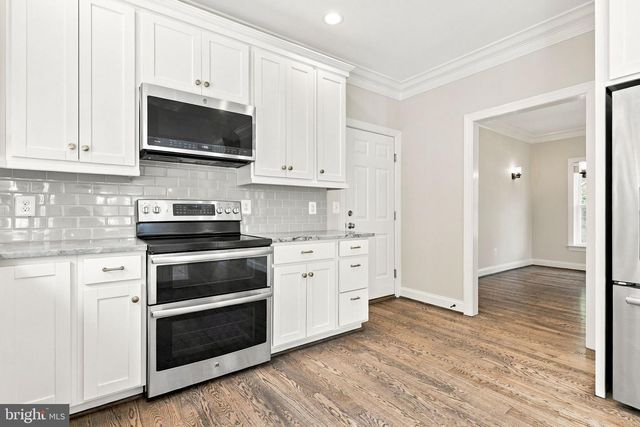 7135 LEEDS MANOR RD, Marshall, VA 20115