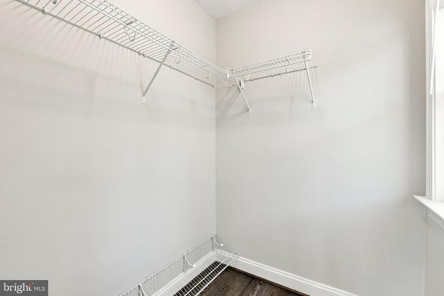 7135 LEEDS MANOR RD, Marshall, VA 20115