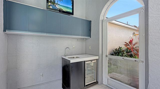 6723 PASEO CASTILLE, Sarasota, FL 34238