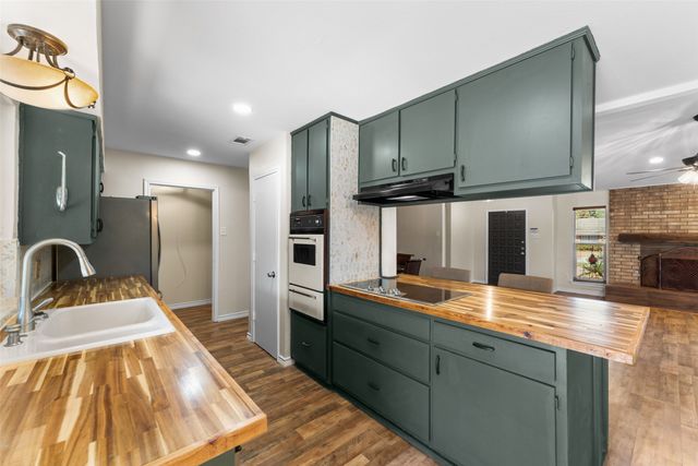 508 Danny Drive, Desoto, TX 75115