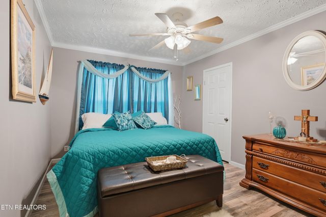 1012 Ashley Meadows Drive, Strawberry Plains, TN 37871