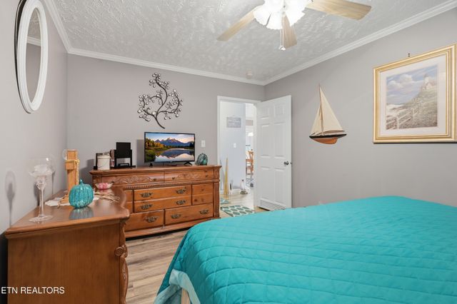 1012 Ashley Meadows Drive, Strawberry Plains, TN 37871