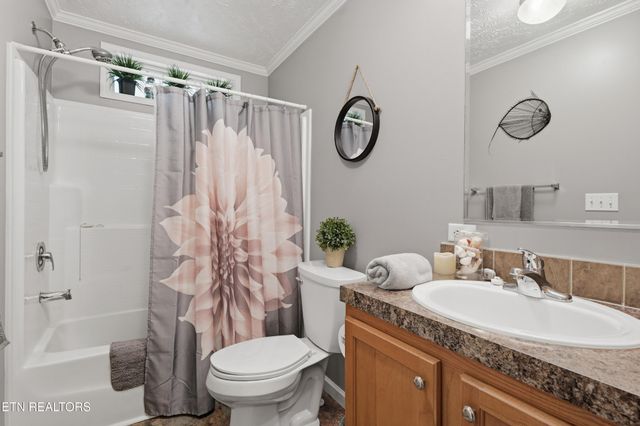 1012 Ashley Meadows Drive, Strawberry Plains, TN 37871