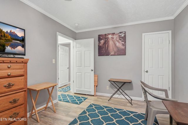 1012 Ashley Meadows Drive, Strawberry Plains, TN 37871