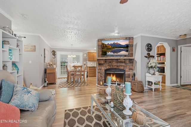1012 Ashley Meadows Drive, Strawberry Plains, TN 37871