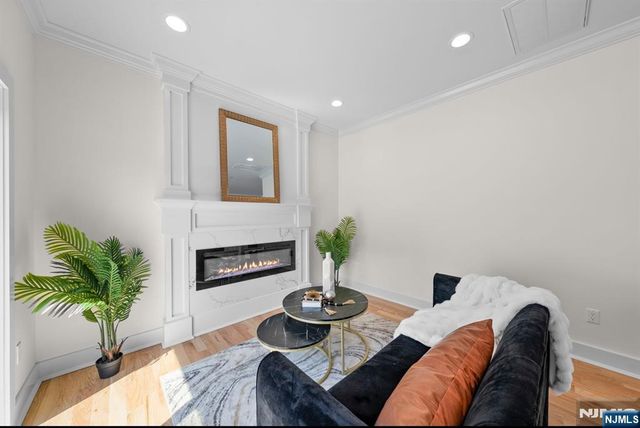 135 La Salle Avenue, Clifton, NJ 07013