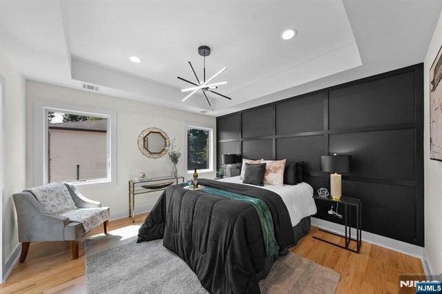 135 La Salle Avenue, Clifton, NJ 07013