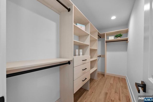 135 La Salle Avenue, Clifton, NJ 07013