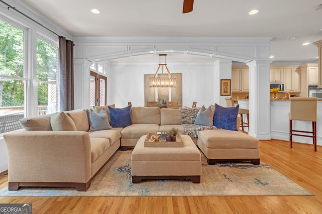 2614 Long Pointe, Roswell, GA 30076