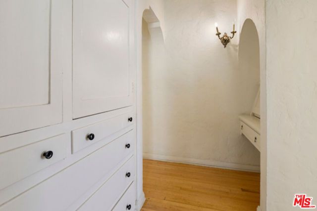 421 N Ogden Drive, Los Angeles, CA 90036