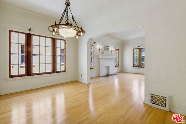 421 N Ogden Drive, Los Angeles, CA 90036