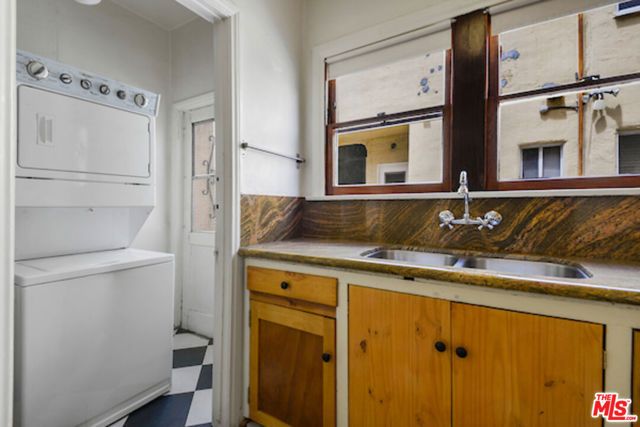 421 N Ogden Drive, Los Angeles, CA 90036