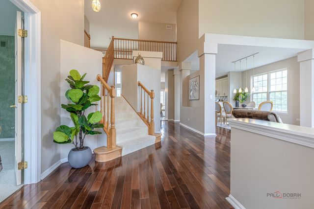 775 Lipizzan Lane, Wauconda, IL 60084