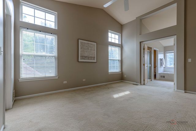 775 Lipizzan Lane, Wauconda, IL 60084