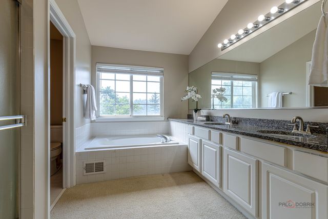 775 Lipizzan Lane, Wauconda, IL 60084