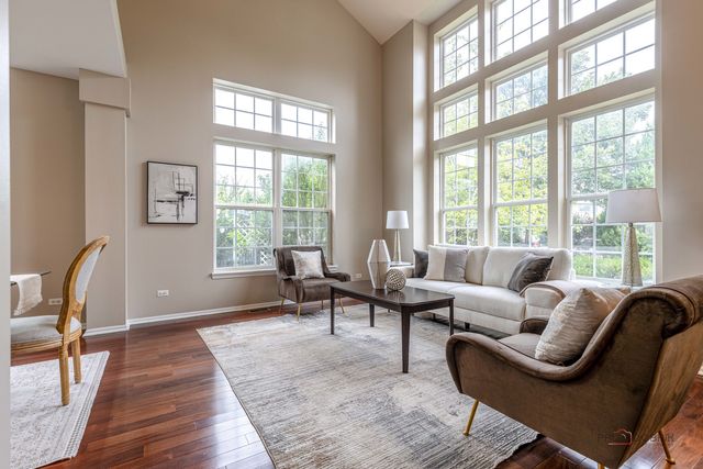 775 Lipizzan Lane, Wauconda, IL 60084
