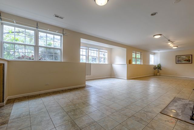 775 Lipizzan Lane, Wauconda, IL 60084
