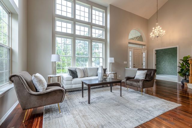775 Lipizzan Lane, Wauconda, IL 60084