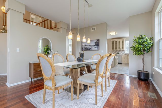 775 Lipizzan Lane, Wauconda, IL 60084