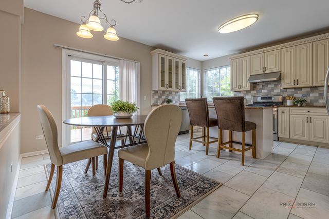 775 Lipizzan Lane, Wauconda, IL 60084