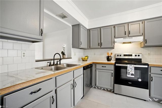 5235 Westhaven CRES, Virginia Beach, VA 23464