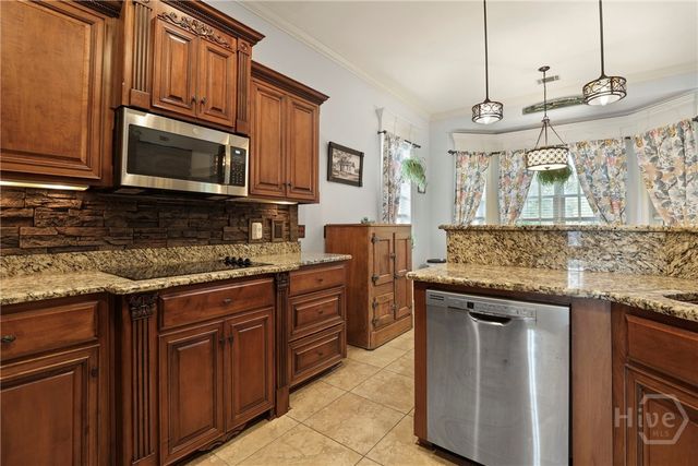 711 Chastain Circle, Richmond Hill, GA 31324