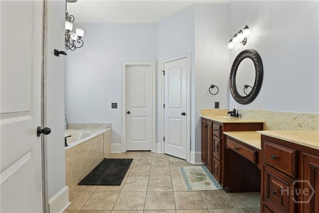 711 Chastain Circle, Richmond Hill, GA 31324