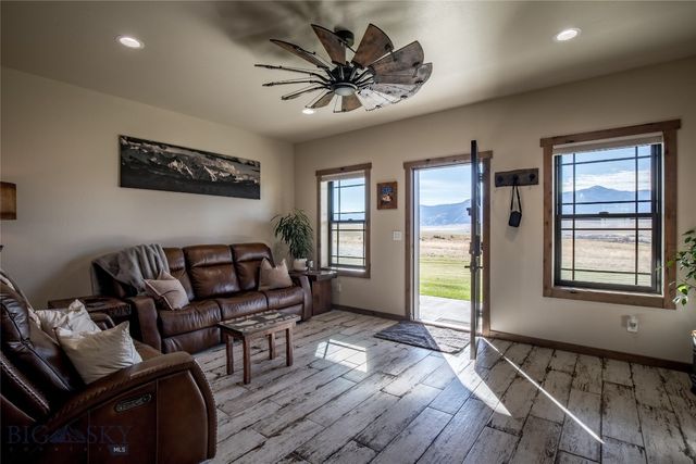 55 Vigilante Lane, Sheridan, MT 59749