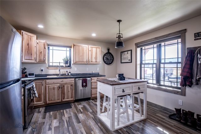 55 Vigilante Lane, Sheridan, MT 59749