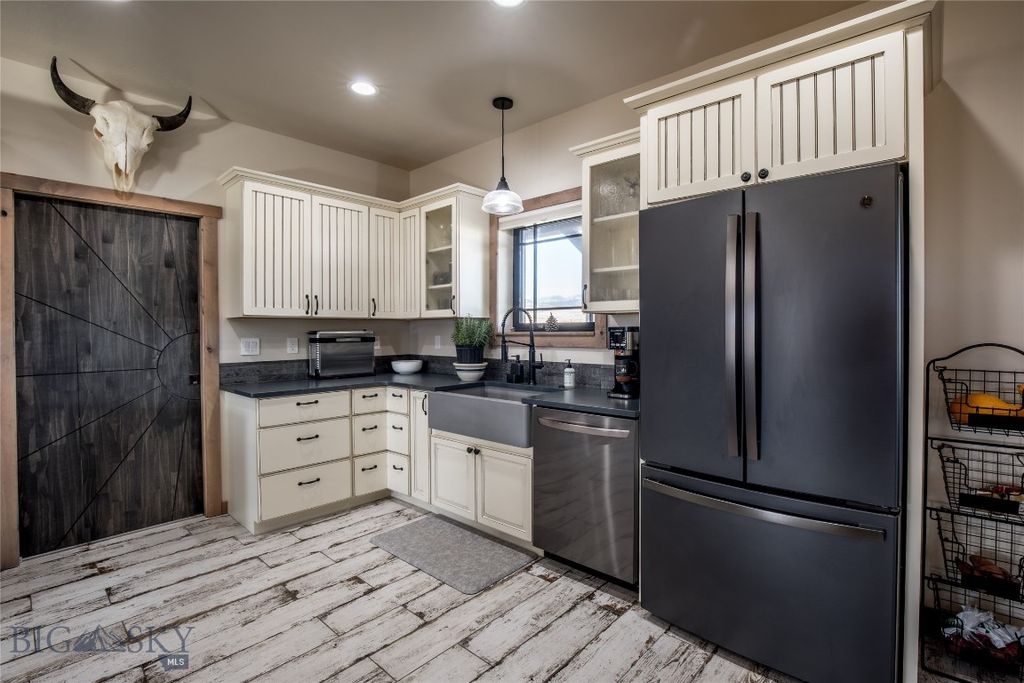 55 Vigilante Lane, Sheridan, MT 59749 photo 9