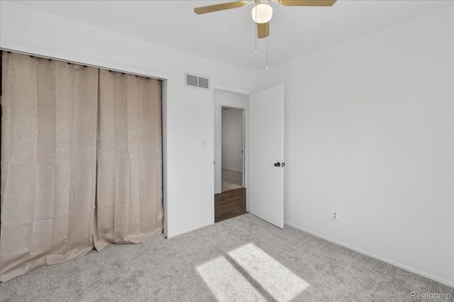 14611 Kingston Street, Oak Park, MI 48237