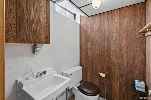 14611 Kingston Street, Oak Park, MI 48237