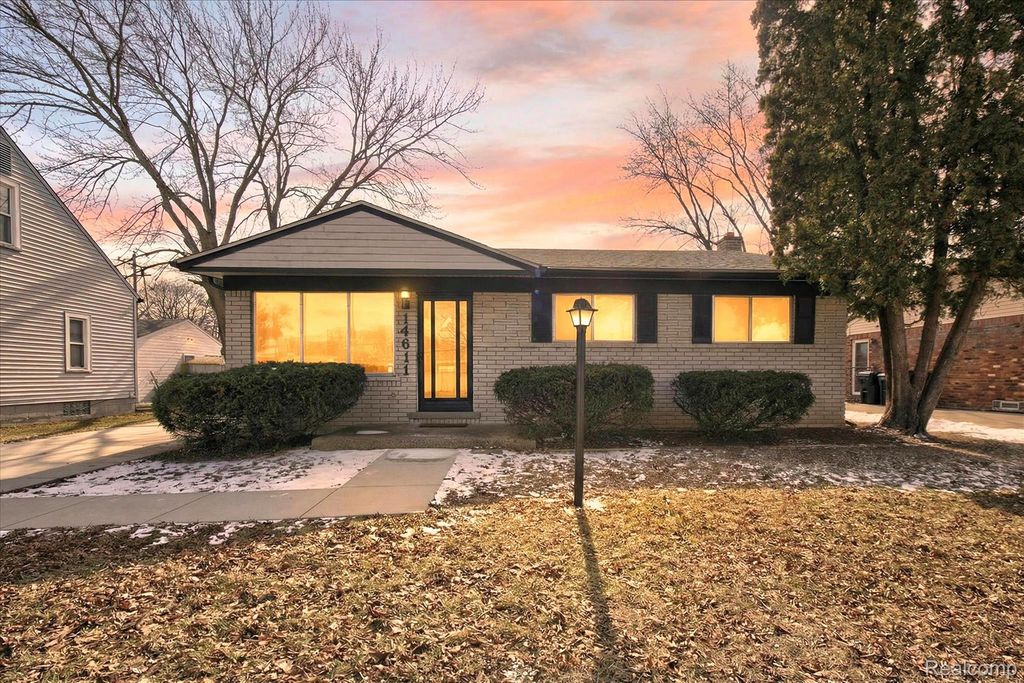 14611 Kingston Street, Oak Park, MI 48237