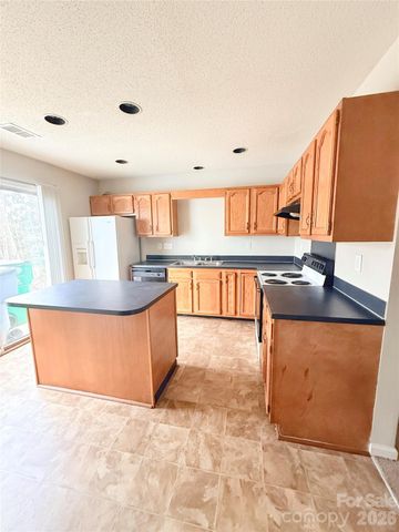 9162 Exbury Court, Charlotte, NC 28269