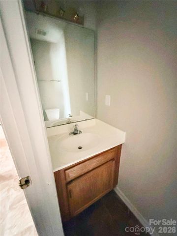 9162 Exbury Court, Charlotte, NC 28269