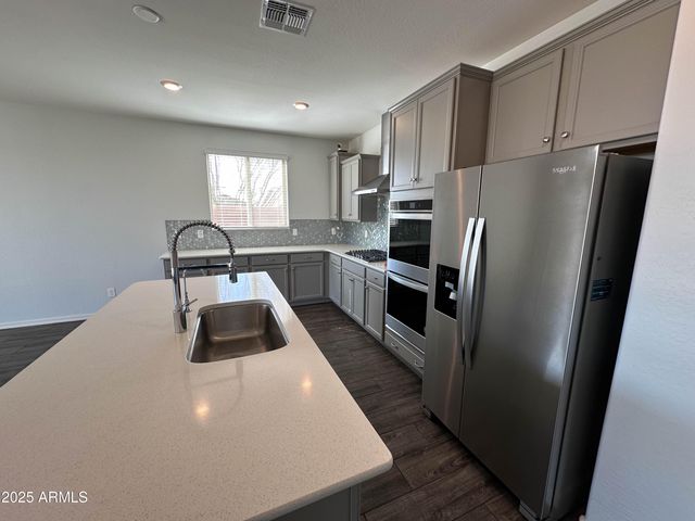 3209 N 198TH Drive, Buckeye, AZ 85396