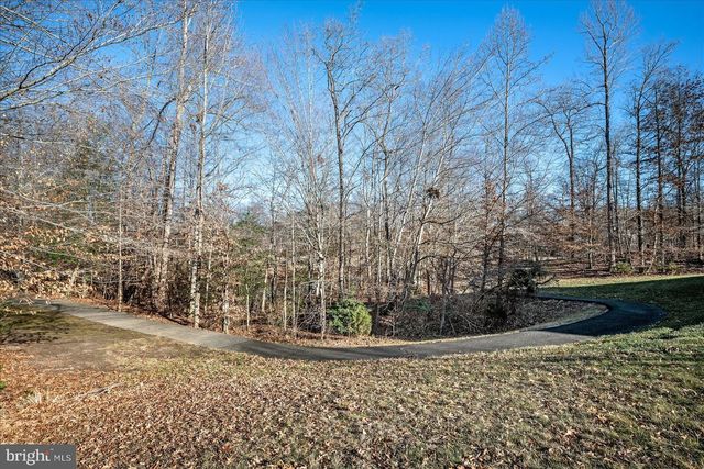 3508 GERMAINIA CT, Triangle, VA 22172