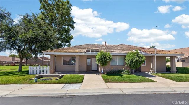 983 Stonecrest Street, Hemet, CA 92545