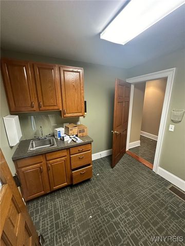 3911 Main Street, Amherst, NY 14226