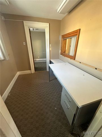 3911 Main Street, Amherst, NY 14226