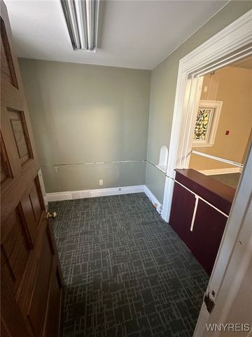 3911 Main Street, Amherst, NY 14226