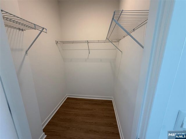 2050 Central Road 710, Fort Lee, NJ 07024