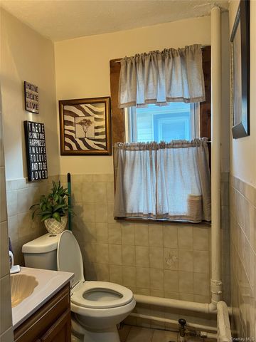 85-20 53rd Avenue, Elmhurst, NY 11373