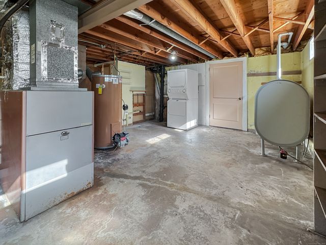 233 Oak Ridge Drive, Middletown, CT 06457